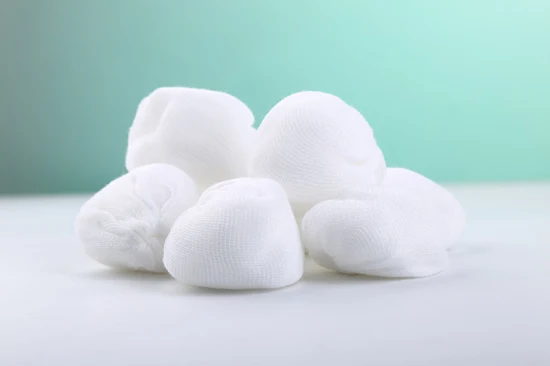 Factory Supply Wholesale Medical Pure Cotton Ball High Absorbent Cotton Wool Ball
